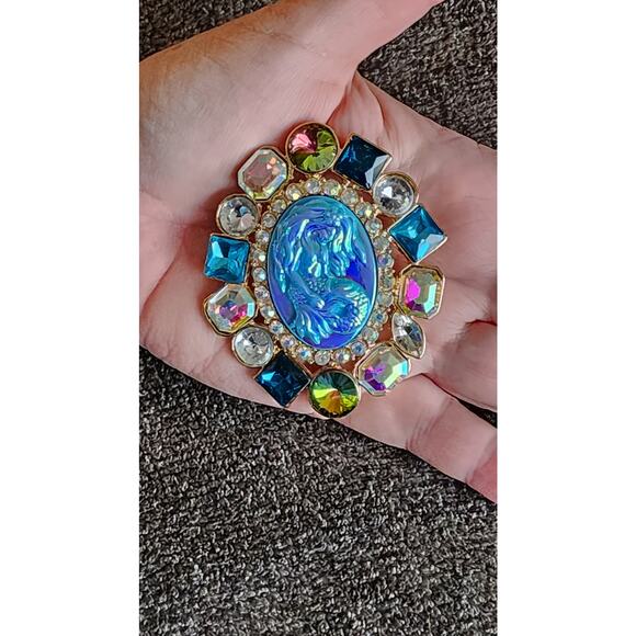 Mermaid Brooch Large Gorgeous Cameo Faux Jewel and Crystal Stunning - Picture 3 of 6
